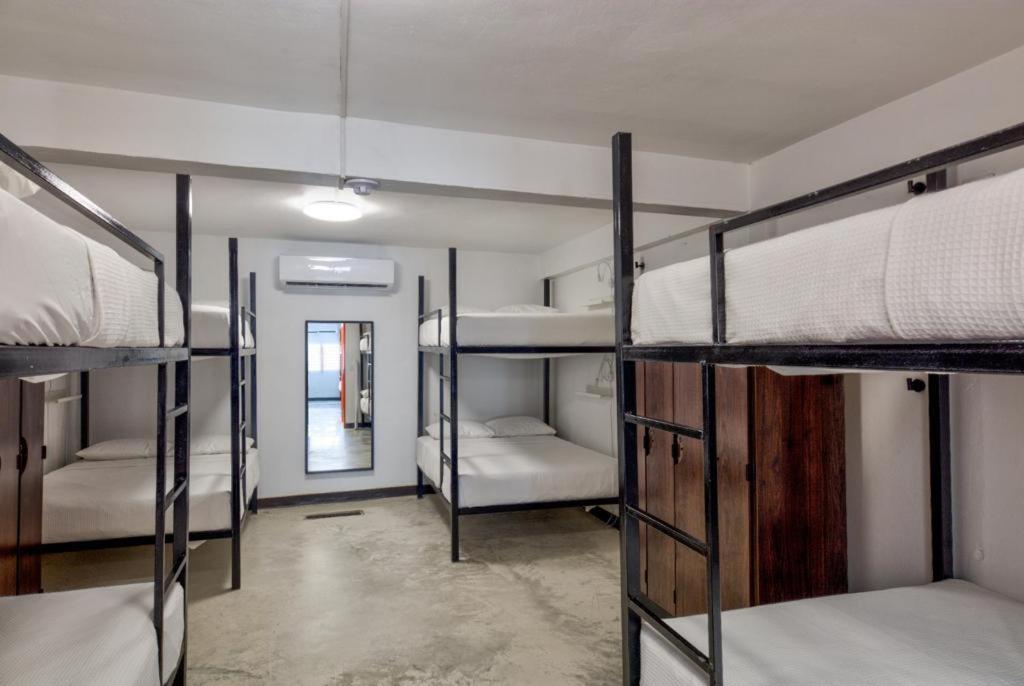 Juliette Hostel Digital Nomad Women Only Сан-Хуан Экстерьер фото